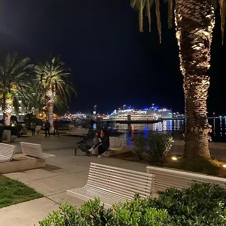 Andelina, * Split