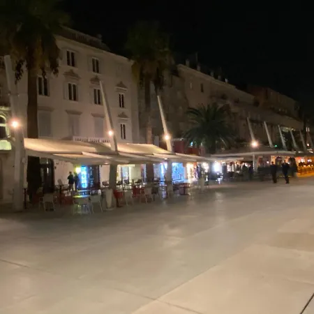 Andelina, * Split