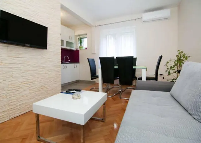 Apartman Andelina, *